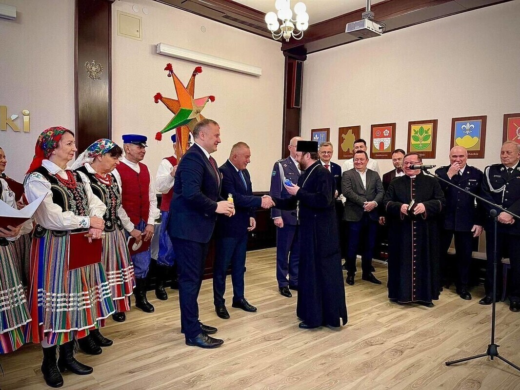 Samorządowcy na opłatku u starosty ZDJĘCIA