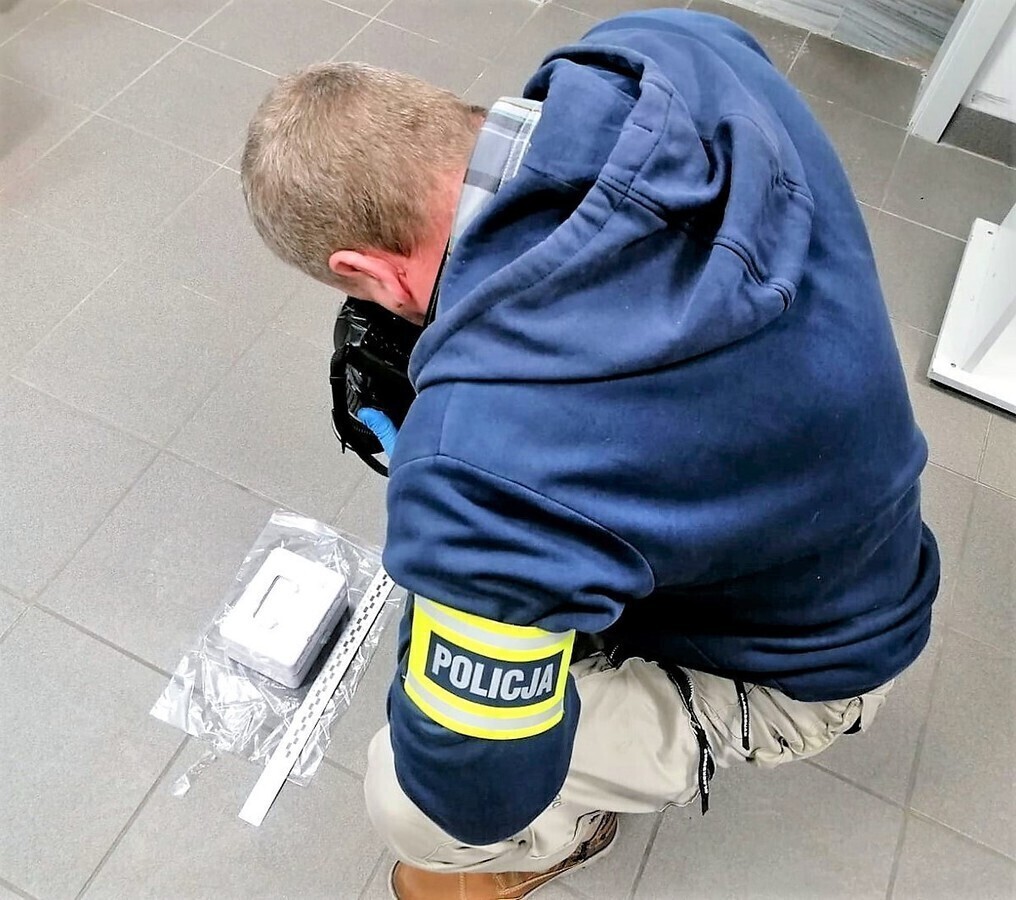 Ukradł świąteczny utarg. Odpowie też za posiadanie narkotyków