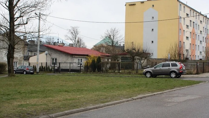 Mieszkańcy czekają. Co z placem zabaw?