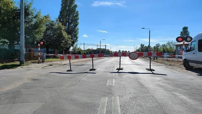 Zamknięty przejazd  na Roosevelta. Mamy stanowisko PKP