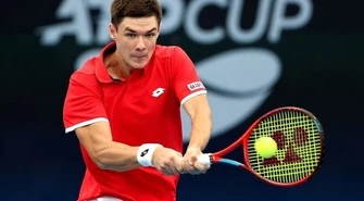 Majchrzak niepokonany w Sydney