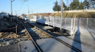 Uwaga! Zamknięty przejazd kolejowy