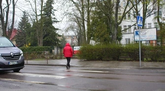 Potrącenie maturzystki na pasach