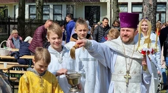 Prawosławni święcili pokarmy (ZDJĘCIA)