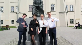 Maturzyści po pierwszym egzaminie