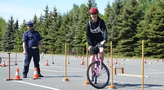 Rywalizują i uczą się bezpieczeństwa na drodze [ZDJĘCIA]