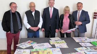 Malowali radiowców. Kto wygrał?