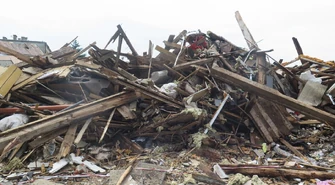 Zburzyli i zostawili