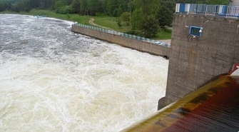 Spuszczają wodę z Zalewu Sulejowskiego