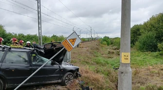 Pociąg uderzył w samochód