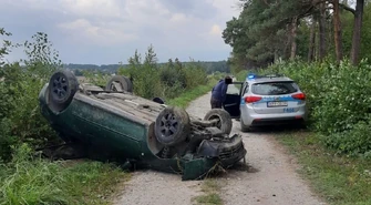 Kolizja, ucieczka i dachowanie pijanej 46-latki