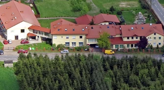 Uzależnienia. Kiedy warto zgłosić się do ośrodka terapii uzależnień?