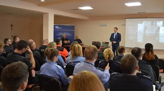 Jak przestępcy działają zza krat? Szkolenie pracowników SW