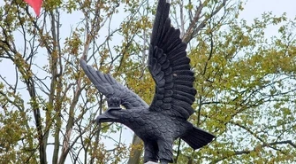 Odkrywamy znane i nieznane - Pomnik niepodległości w Gomulinie