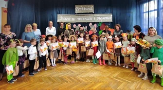 Festiwal "Jesień w wierszu i piosence" w Piotrkowie (ZDJĘCIA)