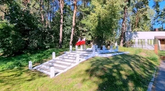 Odkrywamy znane i nieznane &#8211; pamiątkowy głaz na Wierzejach