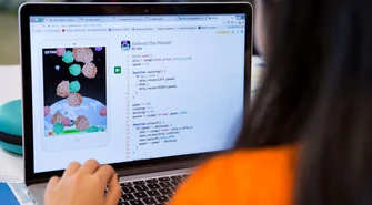 MEiN określiło, w jaki sprzęt komputerowy powinna być wyposażona szkoła; jest projekt rozporządzenia