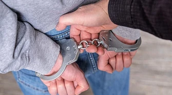 Po służbie zdemaskował poszukiwanego