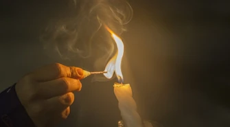 IPN: Zapalmy światło wolności