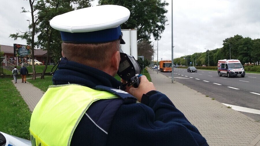 Przed nami długi weekend. Na drogach dużo więcej patroli