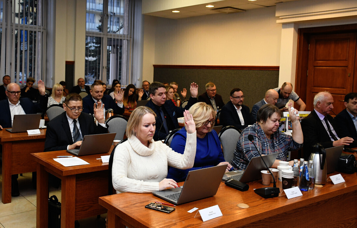 Będzie nadzwyczajna sesja w sprawie cen ciepła