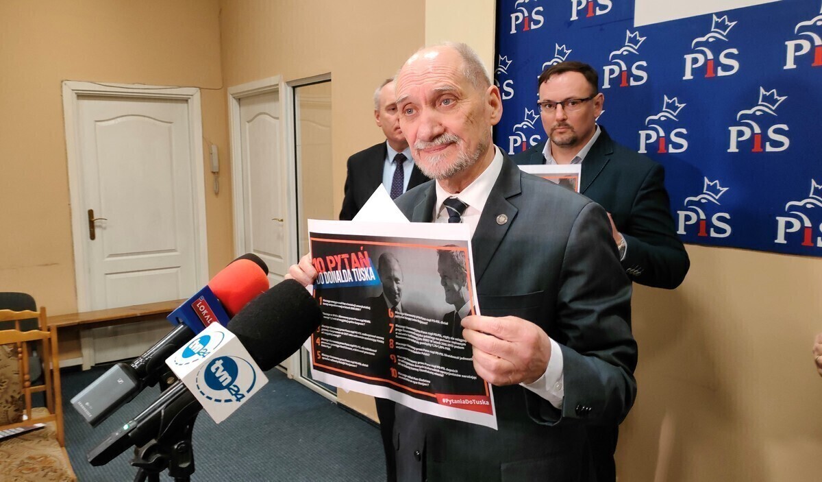 10 pytań do Donalda Tuska. Ogólnopolska akcja PiS także w Piotrkowie