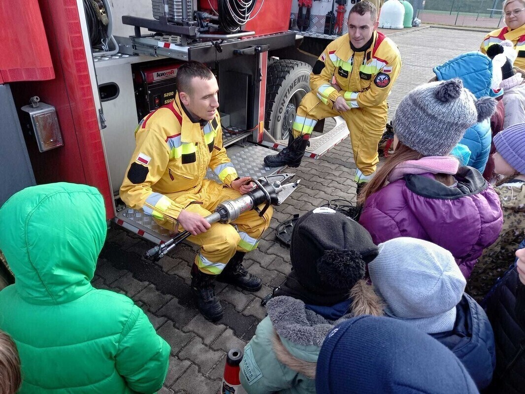 Nie tylko ratują ale i edukują