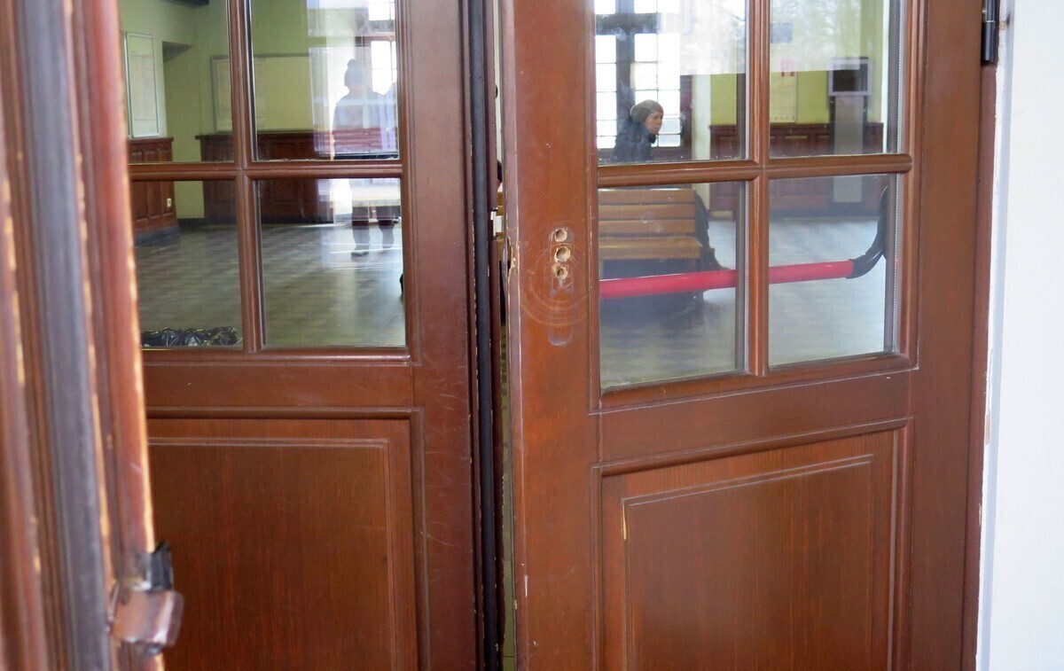 Dworzec kolejowy prosi się o remont. Znamy stanowisko PKP