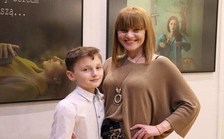 Między sercem a ciszą. Wystawa fotografii w OEA