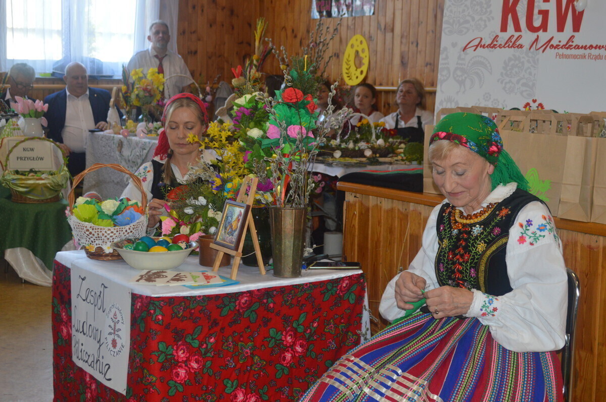 Przegląd stołów wielkanocnych w Krzewinach