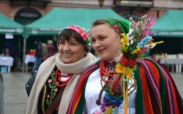 Jarmark wielkanocny w Rynku Trybunalskim galeria