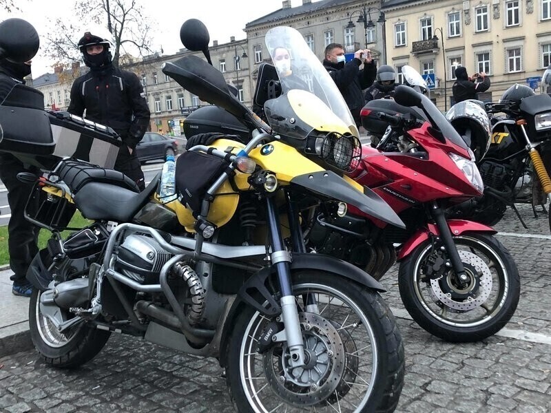 Ryk silników wybrzmi by pomóc Jasiowi