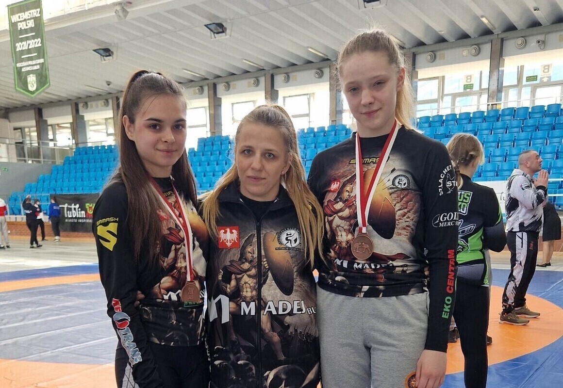 Medal Mistrzostw Polski dla zapaśniczek AKS