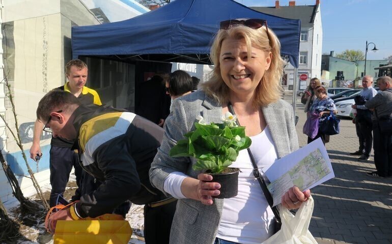 Nakręcali na zieleń przy Powiatowym Centrum Przesiadkowym