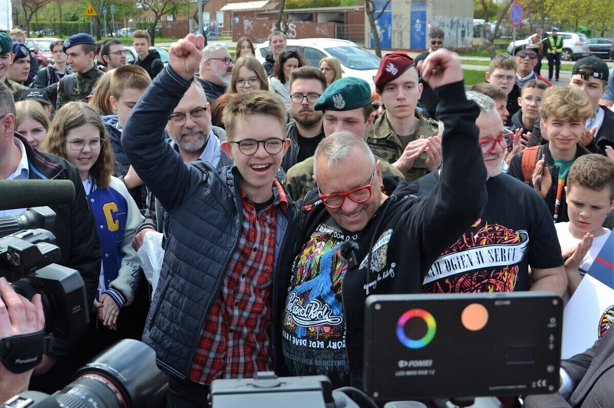 Jurek Owsiak odwiedził Piotrków by otworzyć rondo WOŚP