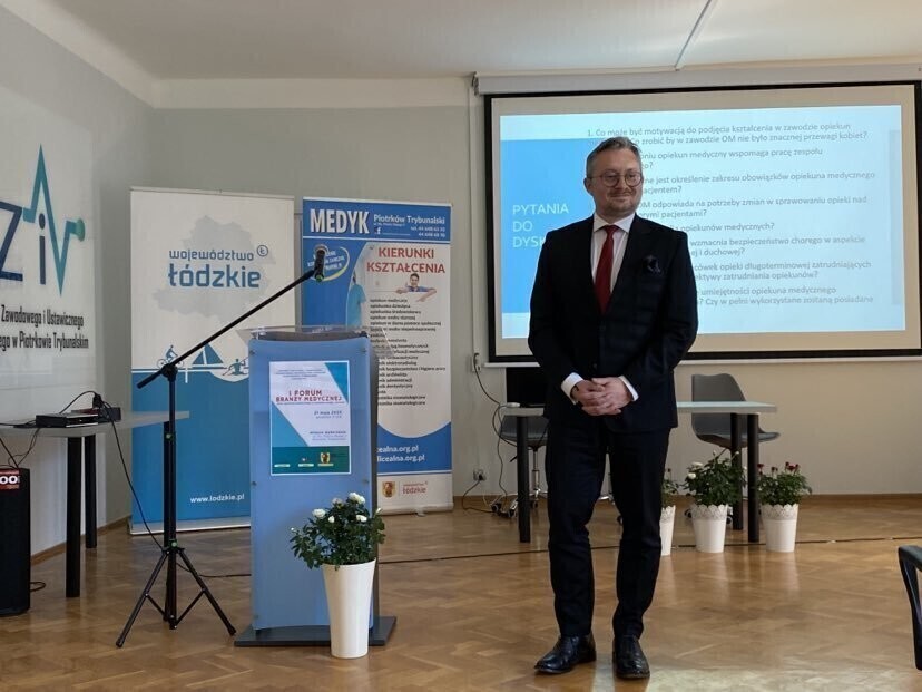 Rola opiekuna medycznego w systemie służby zdrowia tematem I Forum Branży Medycznej