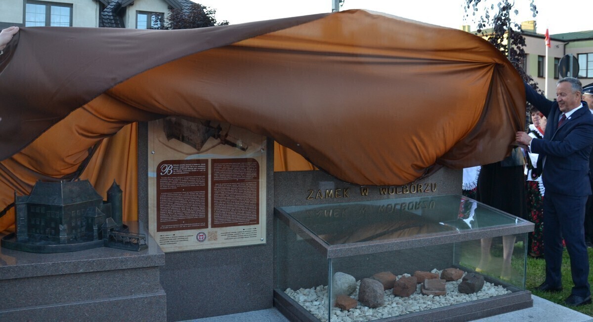 Do Wolborza powrócił zamek ZDJĘCIA