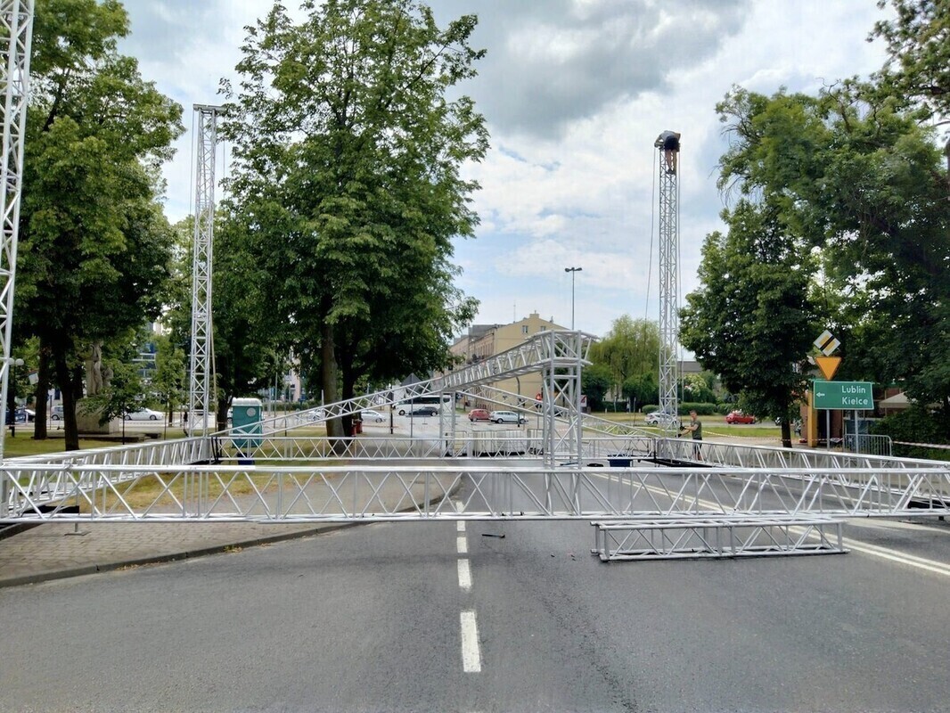 Scena już powstaje Zmiany w organizacji ruchu