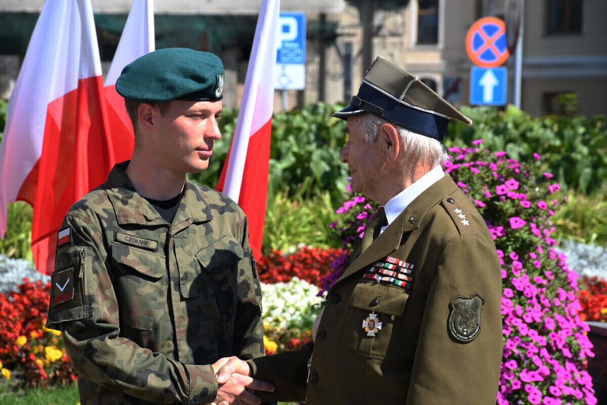 W Piotrkowie uczcili pamięć poległych