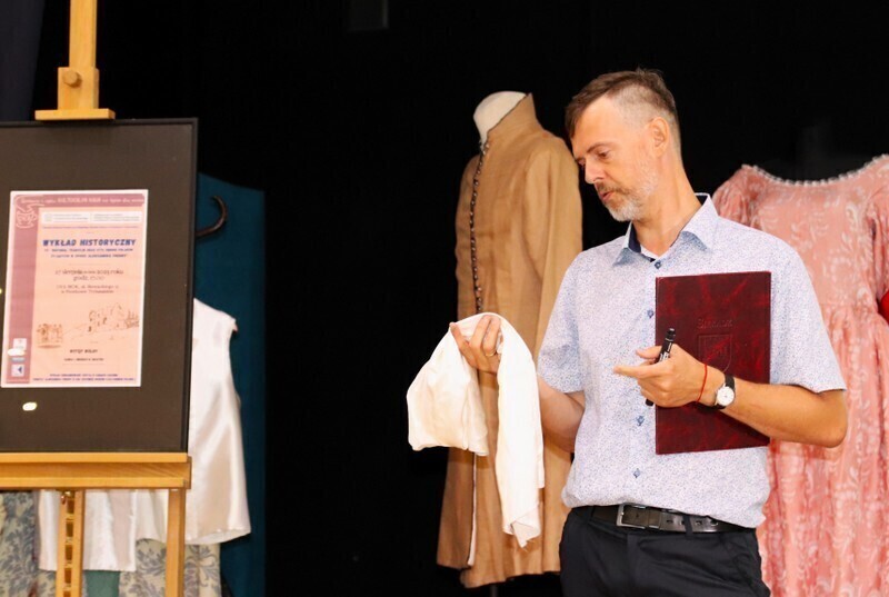 Wyjątkowy wykład o historii i tradycjach Polaków żyjących w epoce Aleksandra Fredry