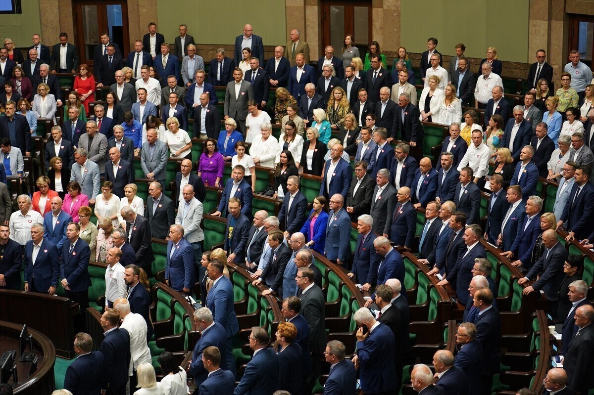 Kadencja zakończona. Sprawdzamy aktywność posłów z okręgu 10