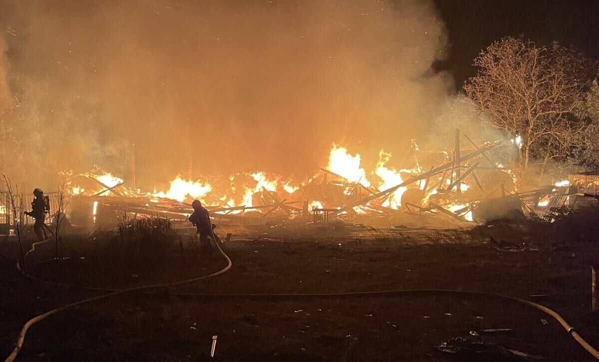 Pożar zerwane linie i połamane drzewa. Wichura nad Piotrkowem i regionem