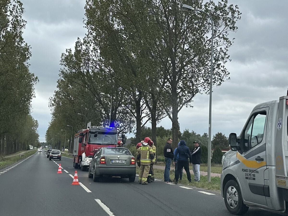 Zderzenie dwóch samochodów na Łódzkiej