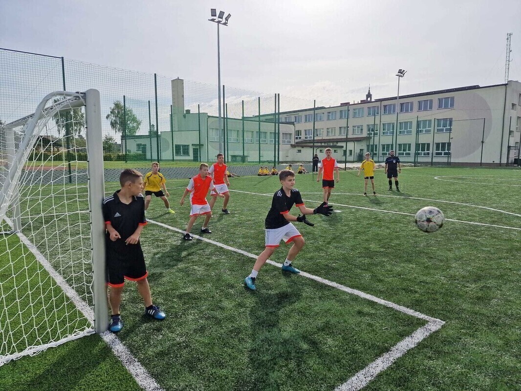 Haratają w gałę na nowym boisku