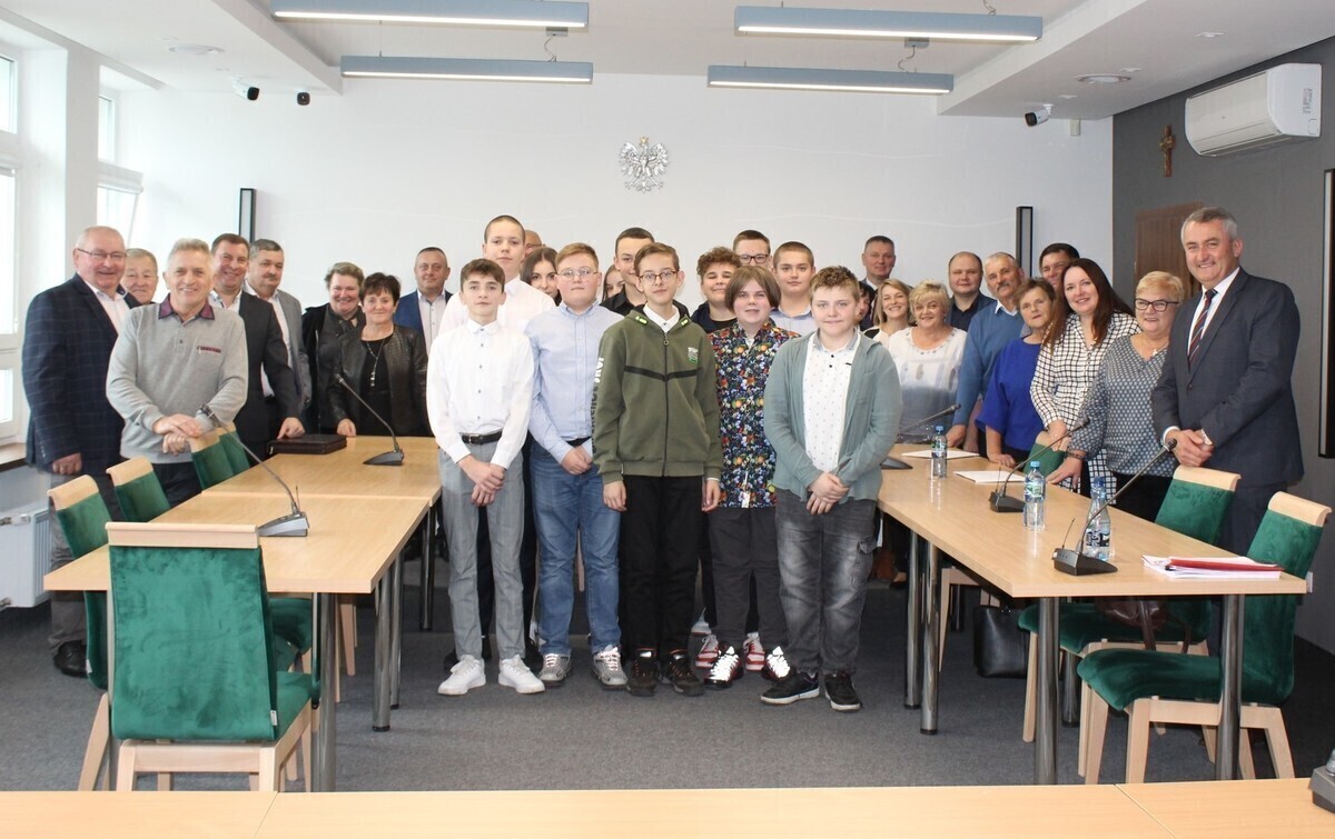 Uczniowie wzięli udział w sesji Rady Gminy