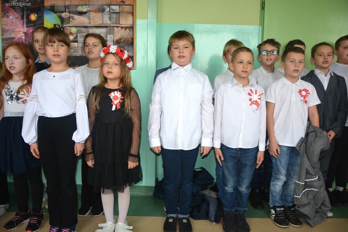 Odśpiewali hymn dla Niepodległej