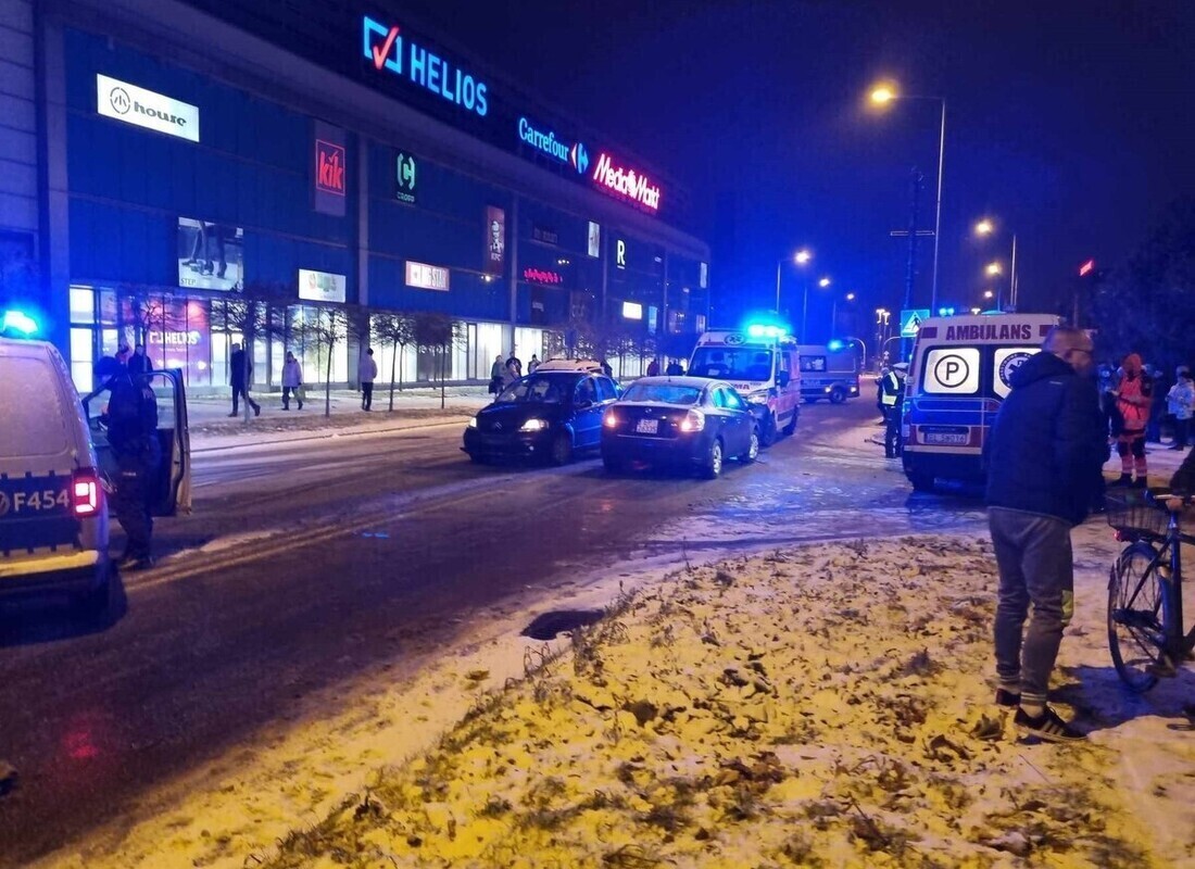 Potrącił dwie nastolatki na pasach przy Focusie