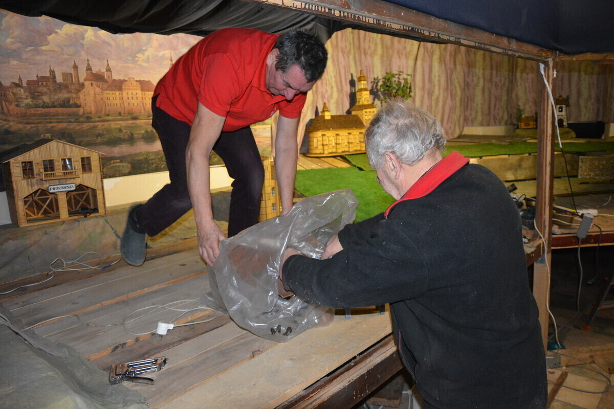 Kolejarze już pracują. Efekty niedługo