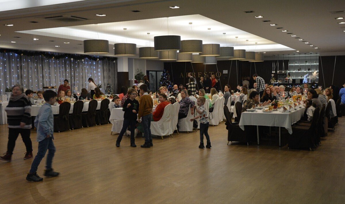 Wigilia rodzin zastępczych w Piotrkowie. Dobro do nas wraca