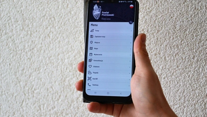 Podróżuj z aplikacją powiatu piotrkowskiego